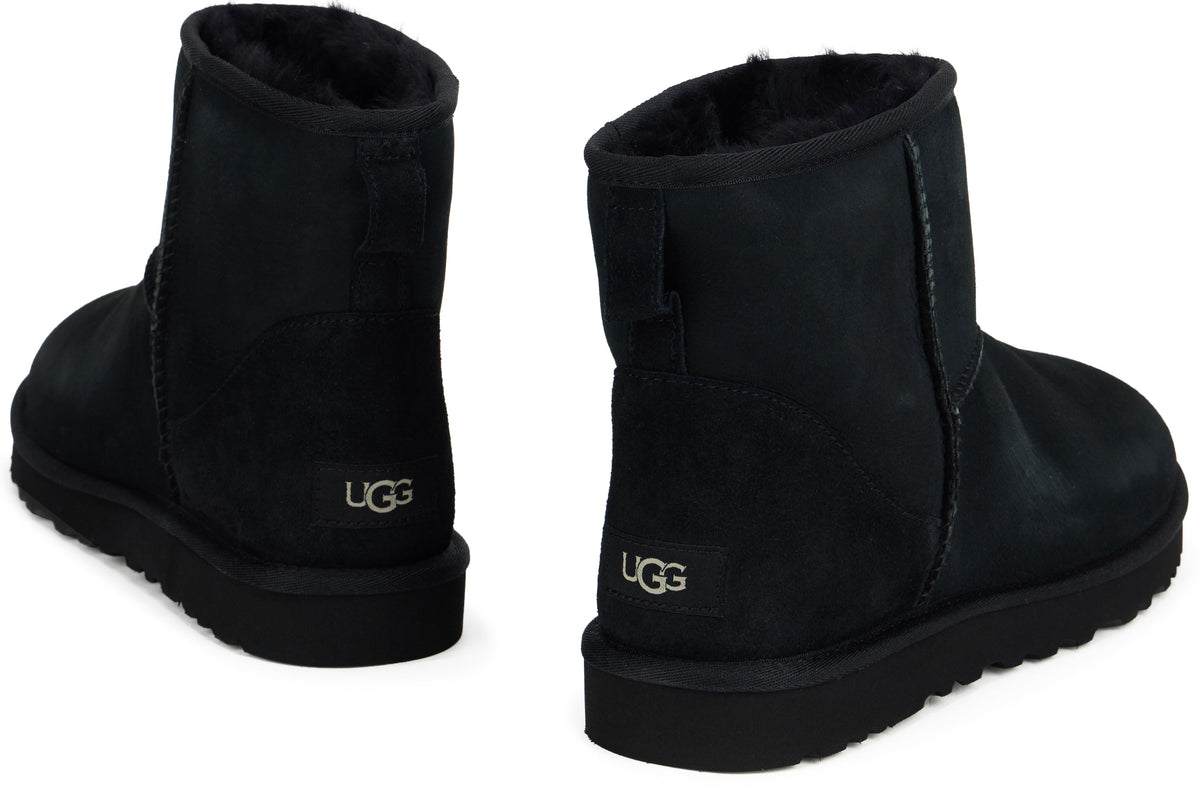 Classic Mini Boots SHOES