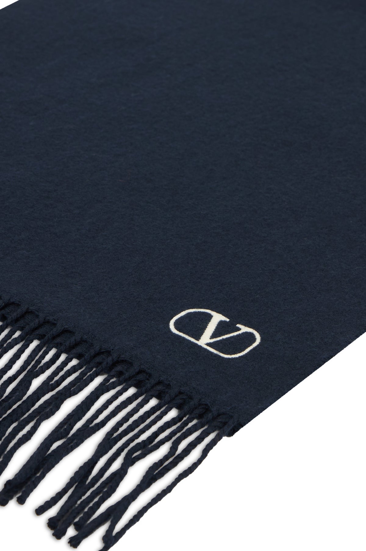 Scarf with fringes ACC