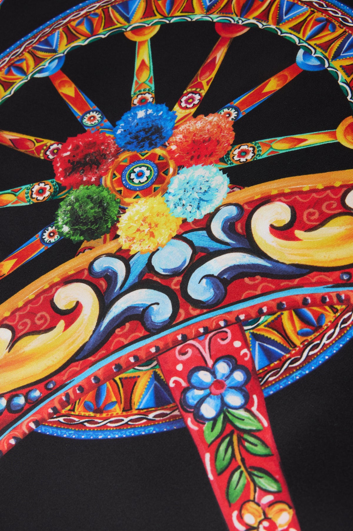 Dolce & Gabbana Scarf with colorful details