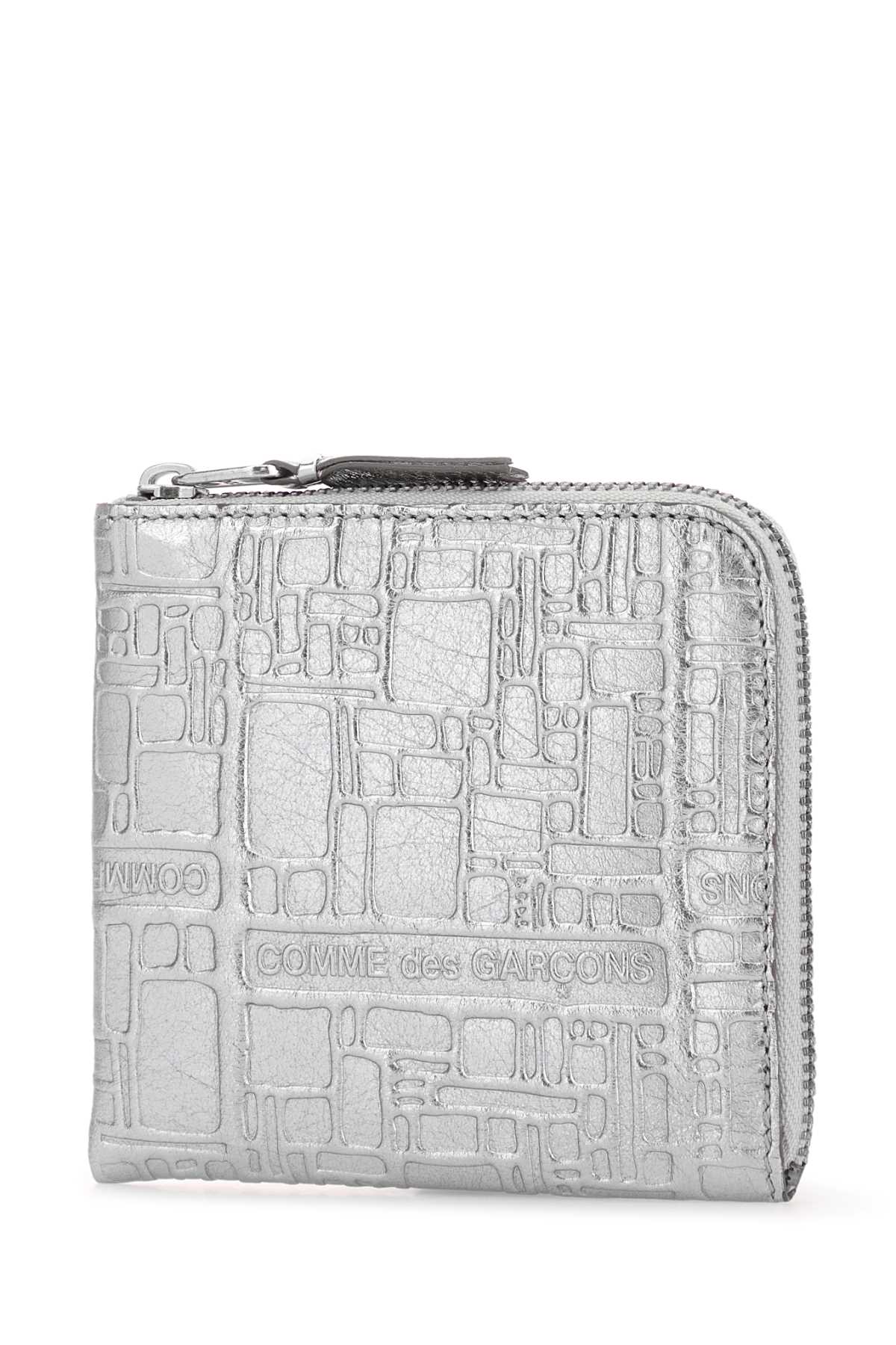 EMBOSSED LOGOTYPE WALLETS
