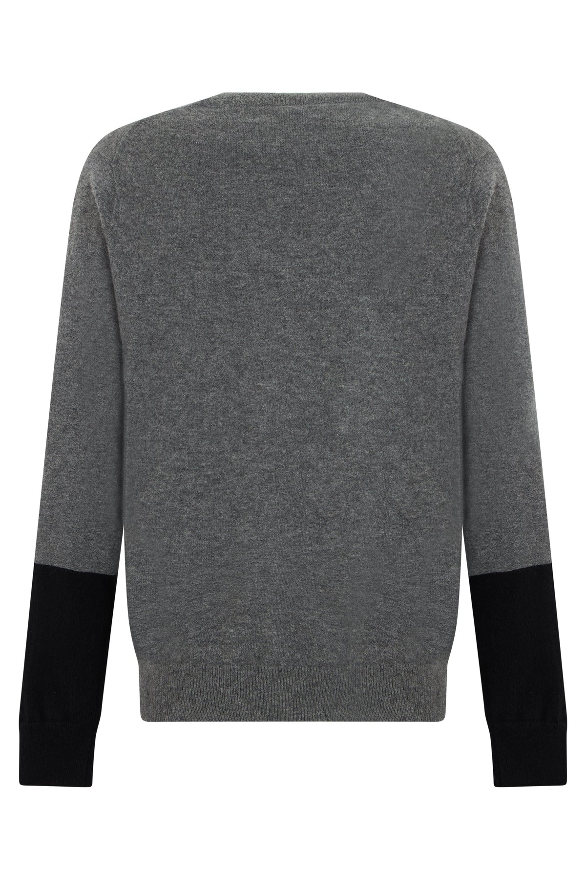 Wool sweater with v-neck RTW