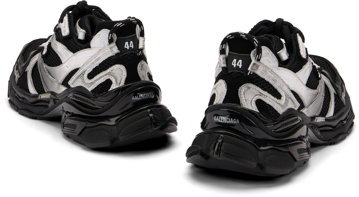 Low sneakers Balenciaga Runner SHOES