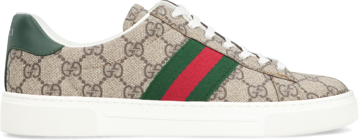 Gucci Plastic upper and rubber sole sneaker