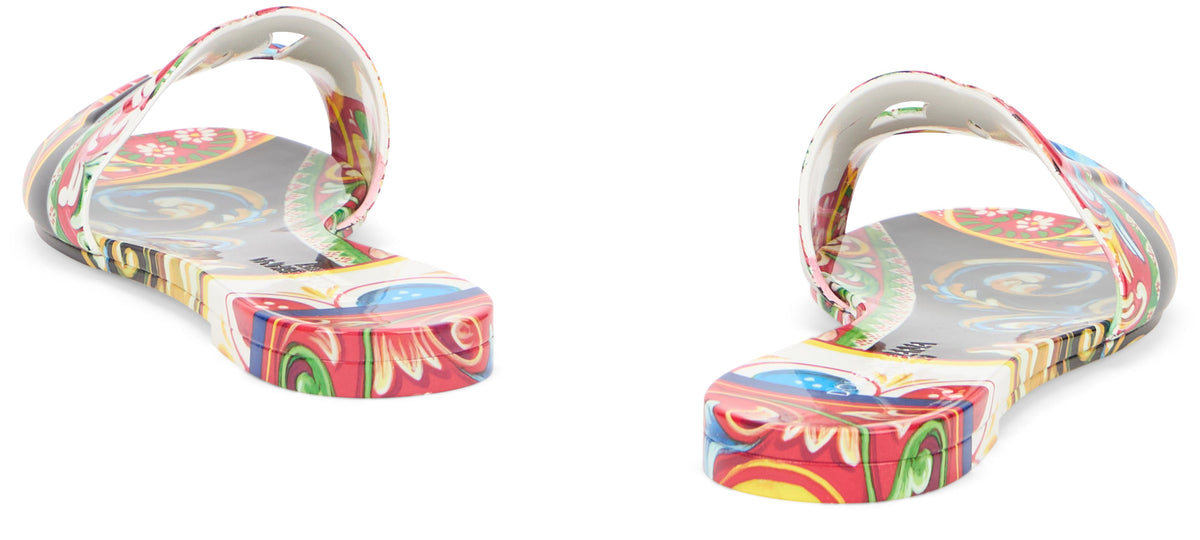Slide beachwear in printed rubber RTW