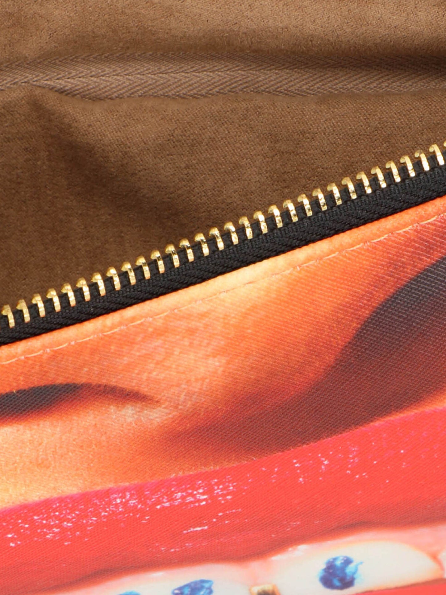 'Shit’ clutch Clutch