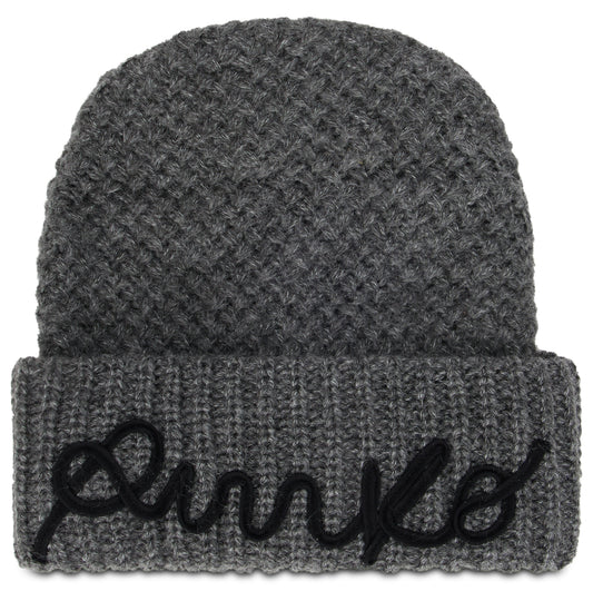 Beanie with embroidered logo RTW