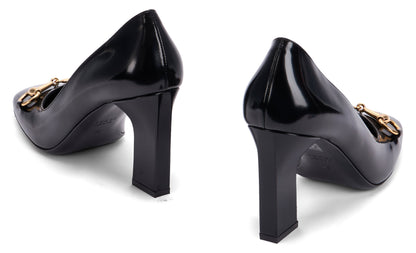 Low-cut in black leather RTW
