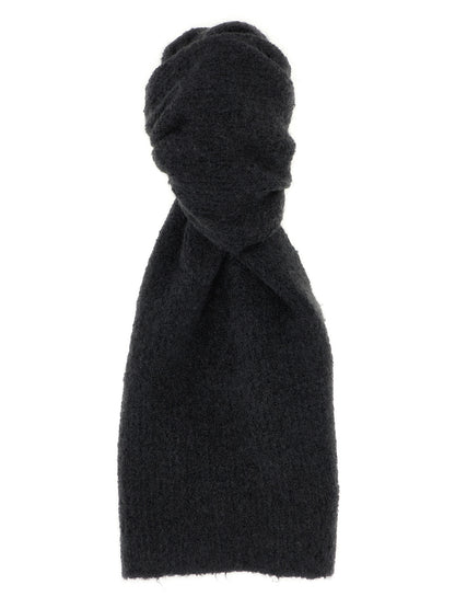 'Luthgard' scarf Scarves, foulards