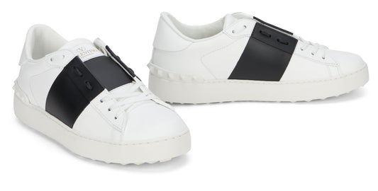 Valentino Garavani Low sneakers Open in leather