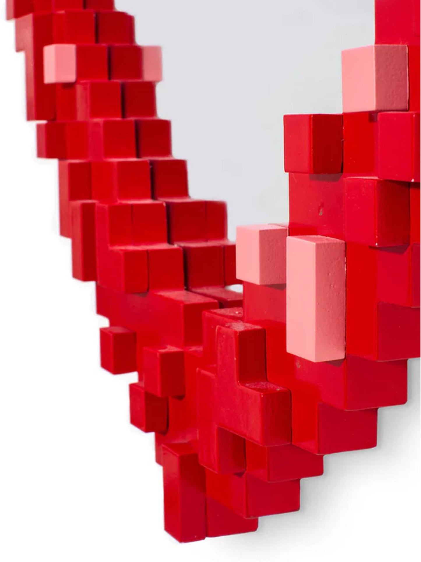 'Pixel Mirror - Heart' mirror  Decorative accessories