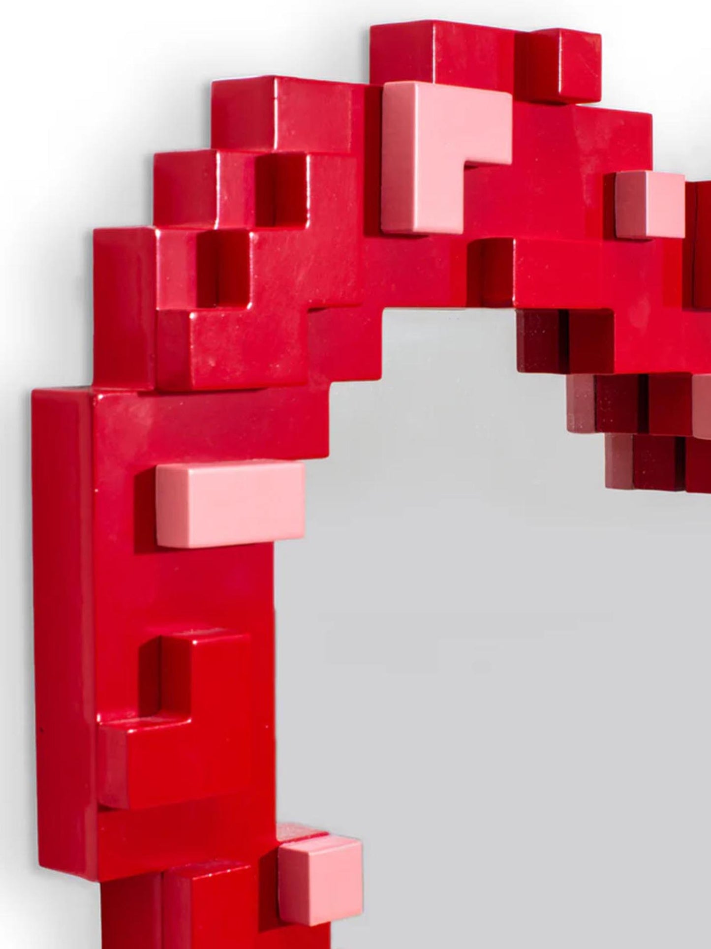 'Pixel Mirror - Heart' mirror  Decorative accessories