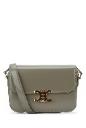 Celine Classique triomphe
