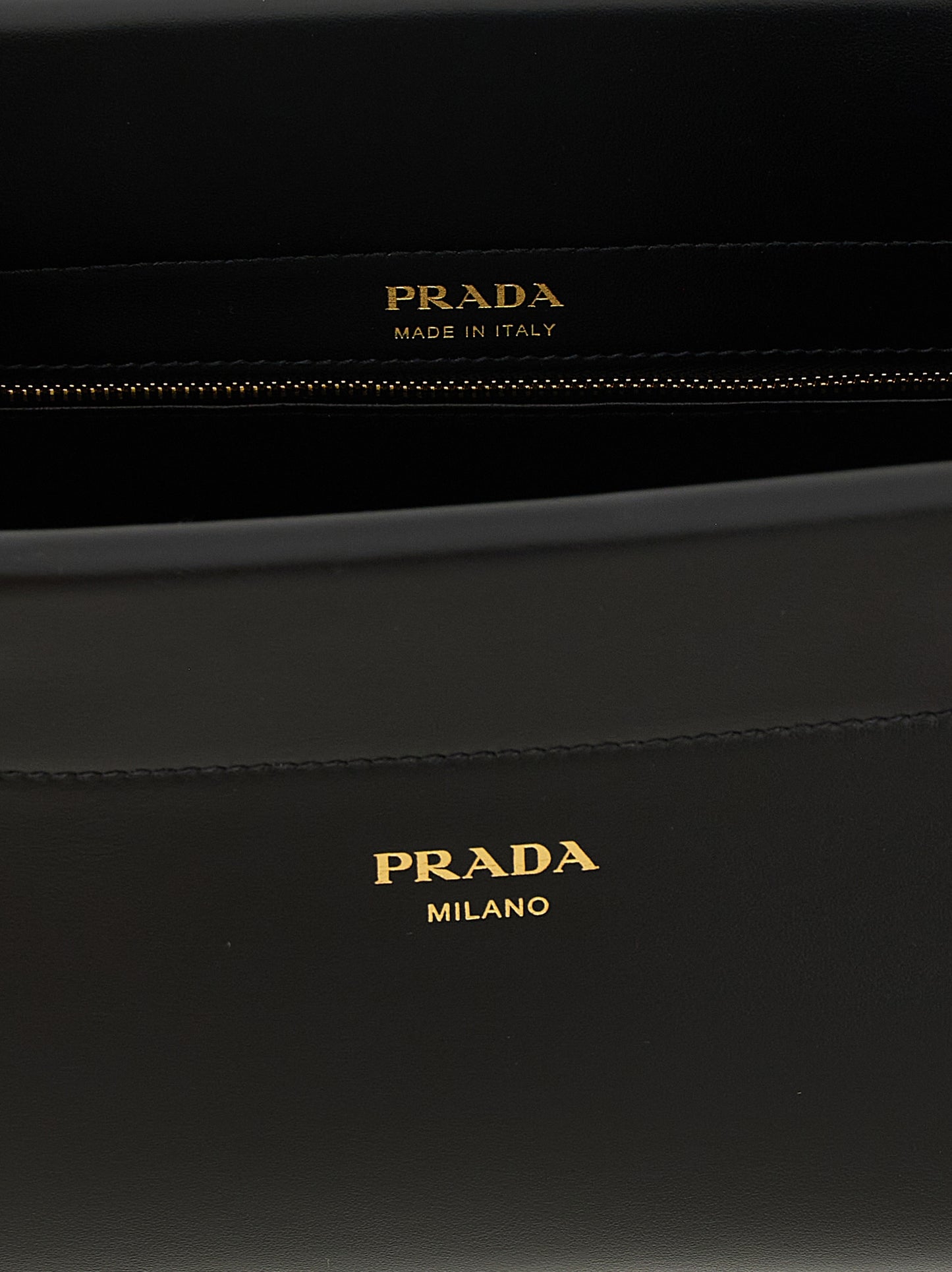 'Enchaîné' medium shoulder bag Shoulder bags