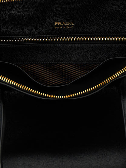 Medium leather shopping bag Tote bag