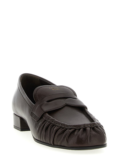 Curled toe moccasins Loafers