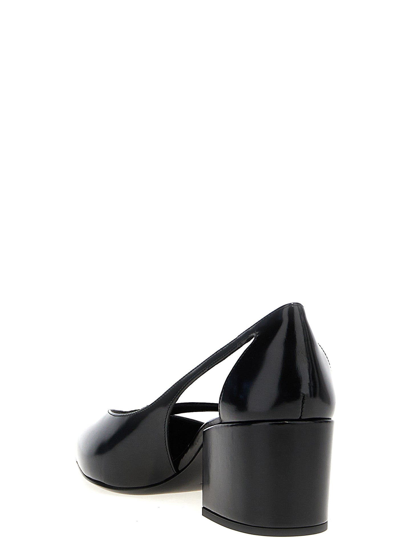 Cut out pumps Pumps