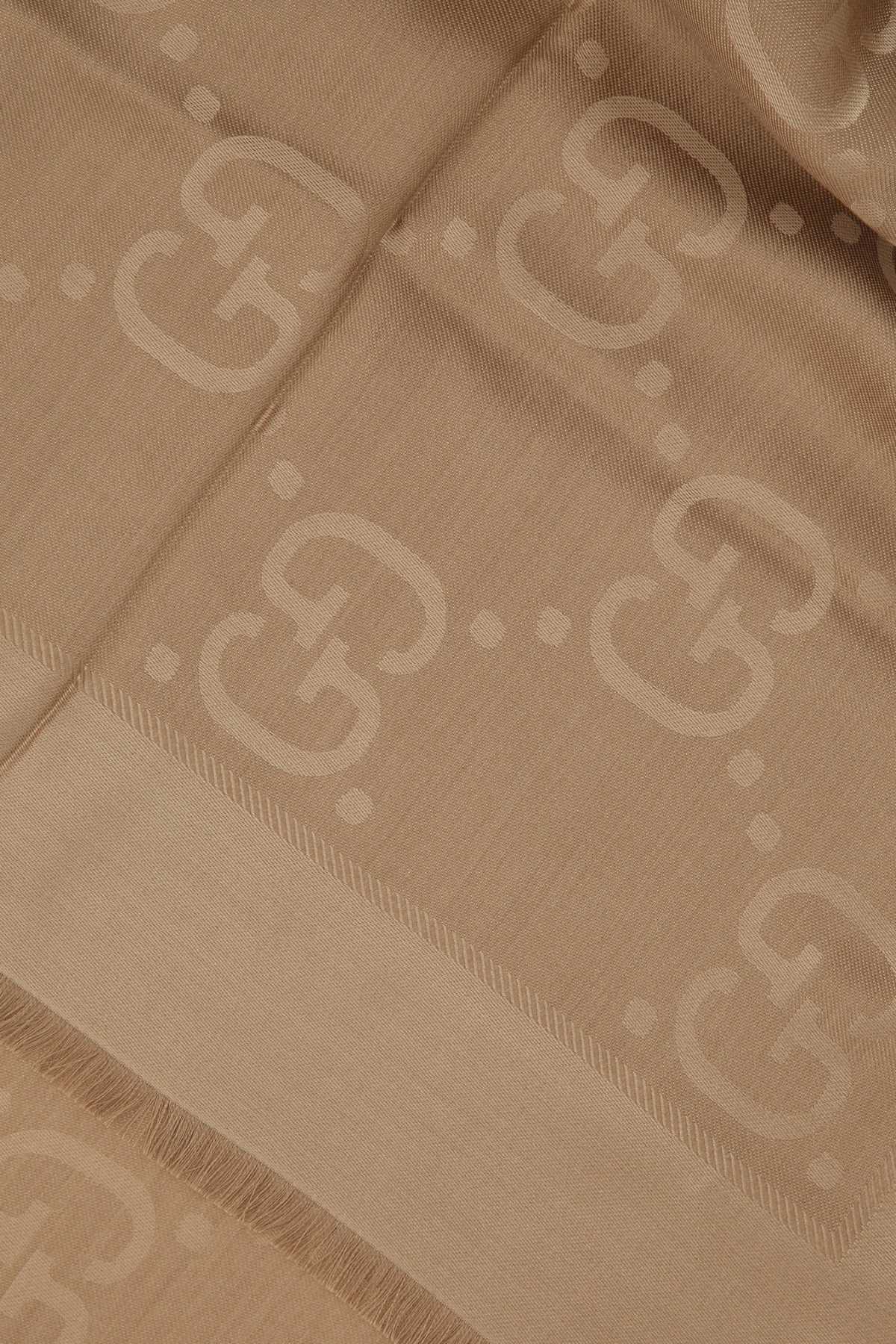 gucci-6636713gc43-9800-589789