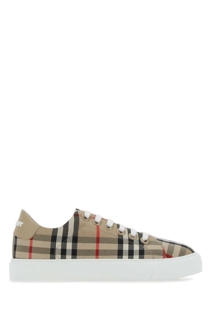 SNEAKERS SNEAKERS