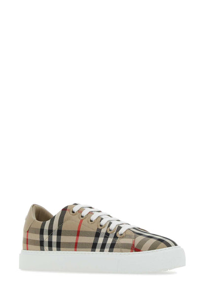 SNEAKERS SNEAKERS