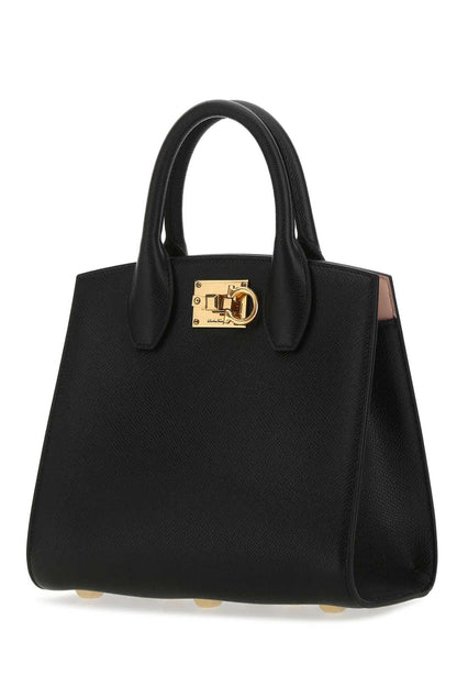 salvatore-ferragamo-211424750036-nerobonbon-600904
