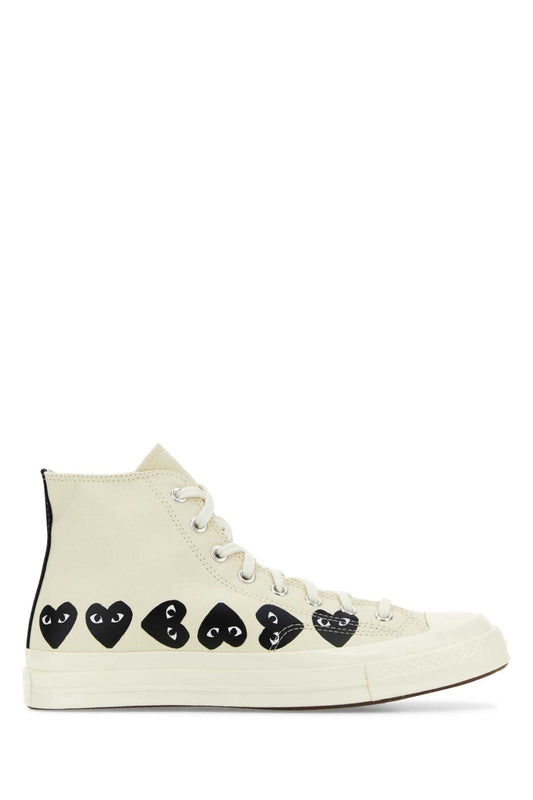 SNEAKERS SNEAKERS