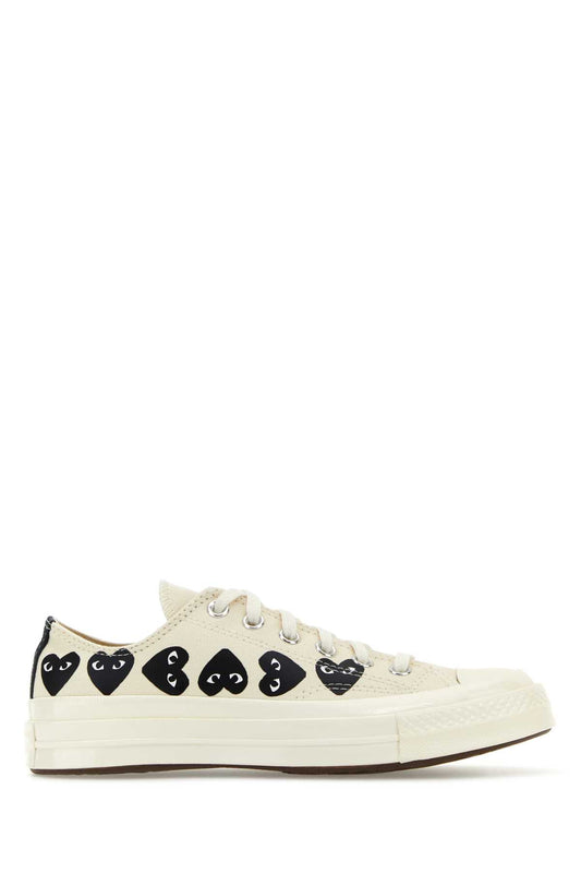 SNEAKERS SNEAKERS