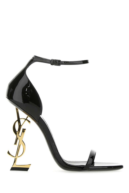 SCARPE CON TACCO SANDALS
