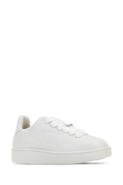 SNEAKERS SNEAKERS