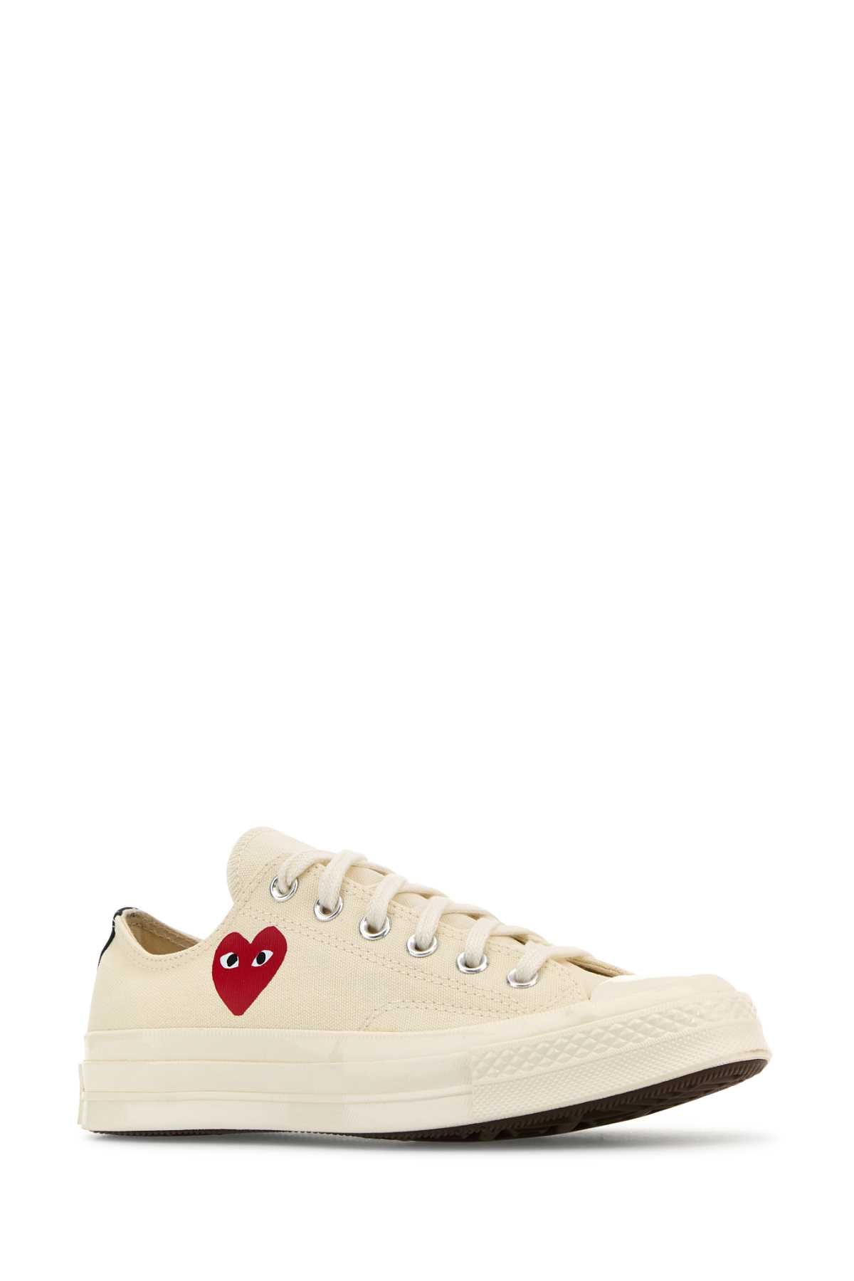 SNEAKERS SNEAKERS