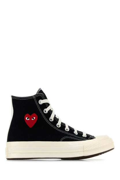 SNEAKERS SNEAKERS