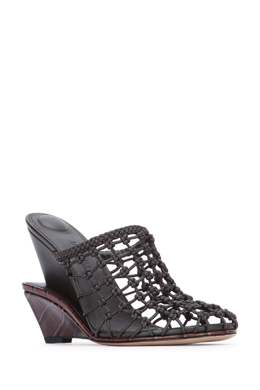 LES DOUBLES TRESSES PUMPS