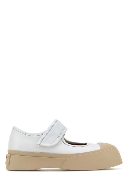 SNEAKERS SNEAKERS