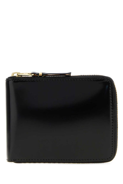 MIRROR INSIDE WALLETS