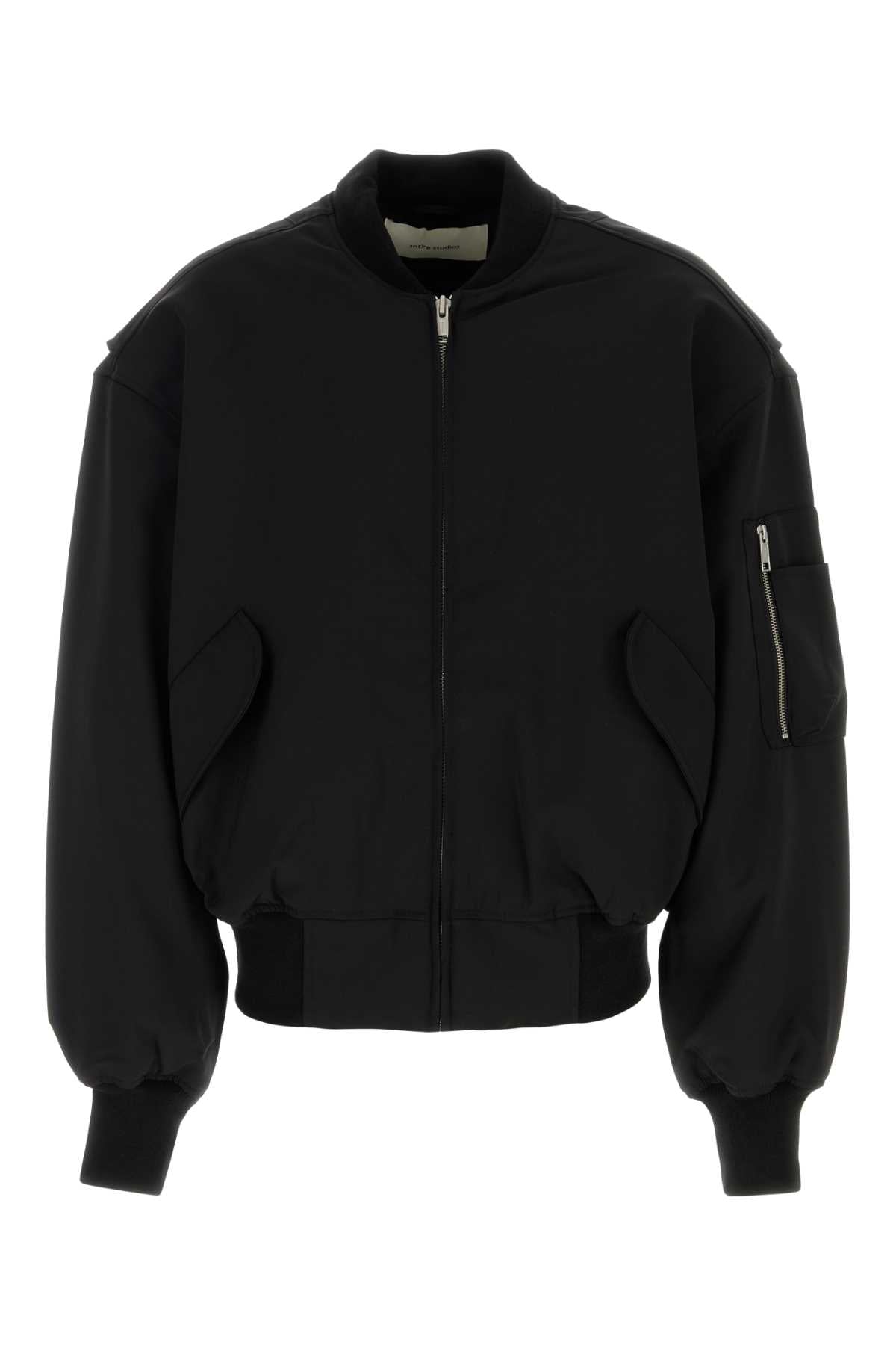 entire-studios-esuw251047bw-blackwool-986153