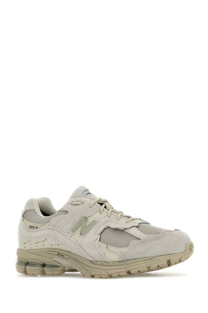 SNEAKERS SNEAKERS
