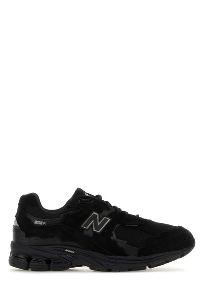 SNEAKERS SNEAKERS