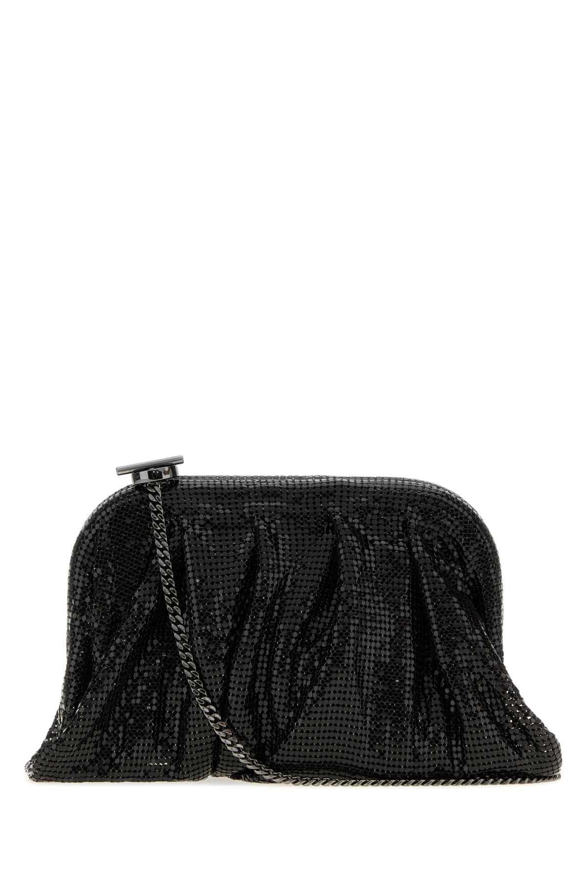 Benedetta Bruzziches Venus la petite with chain