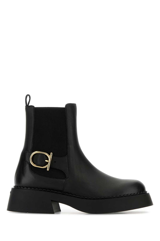 DETAILED CHUNKY SOLE BOOTS
