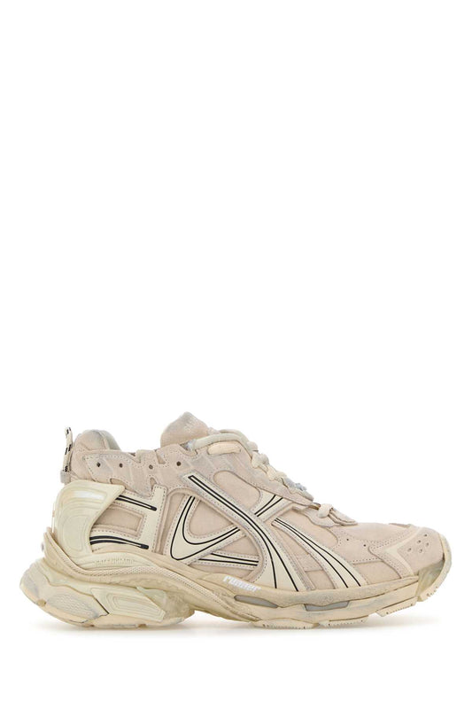 RUNNER SNEAKERS