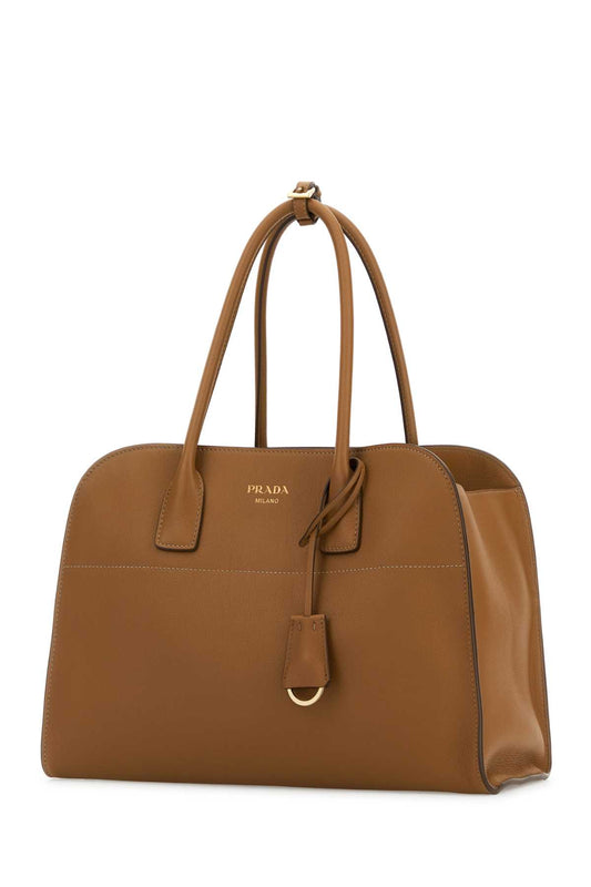 Prada Pelle