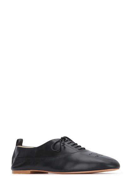 Celine Triomphe perfo richelieu 05
