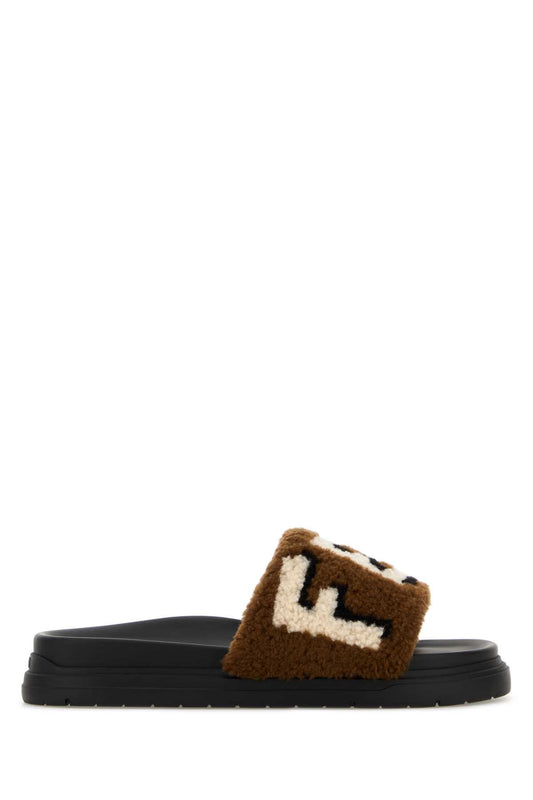 CIABATTA FUR CON LOGO FENDI SLIPPERS