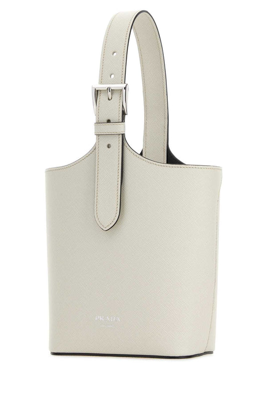 Prada Pelle