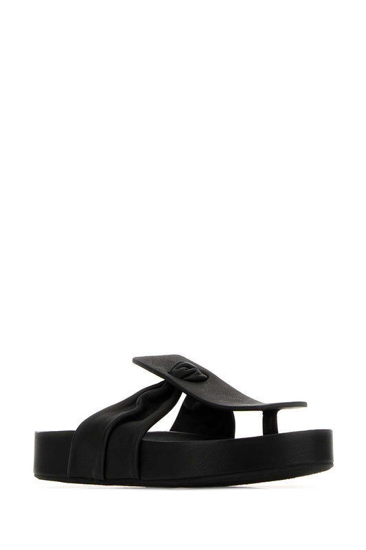 SQUARE FUSBET SLIPPERS