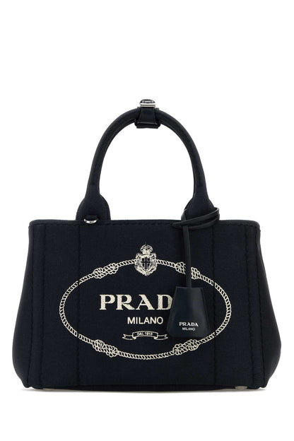 Prada Shopping