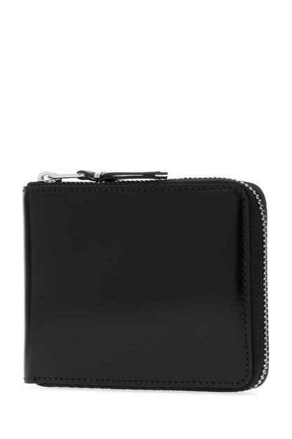 MIRROR INSIDE WALLETS