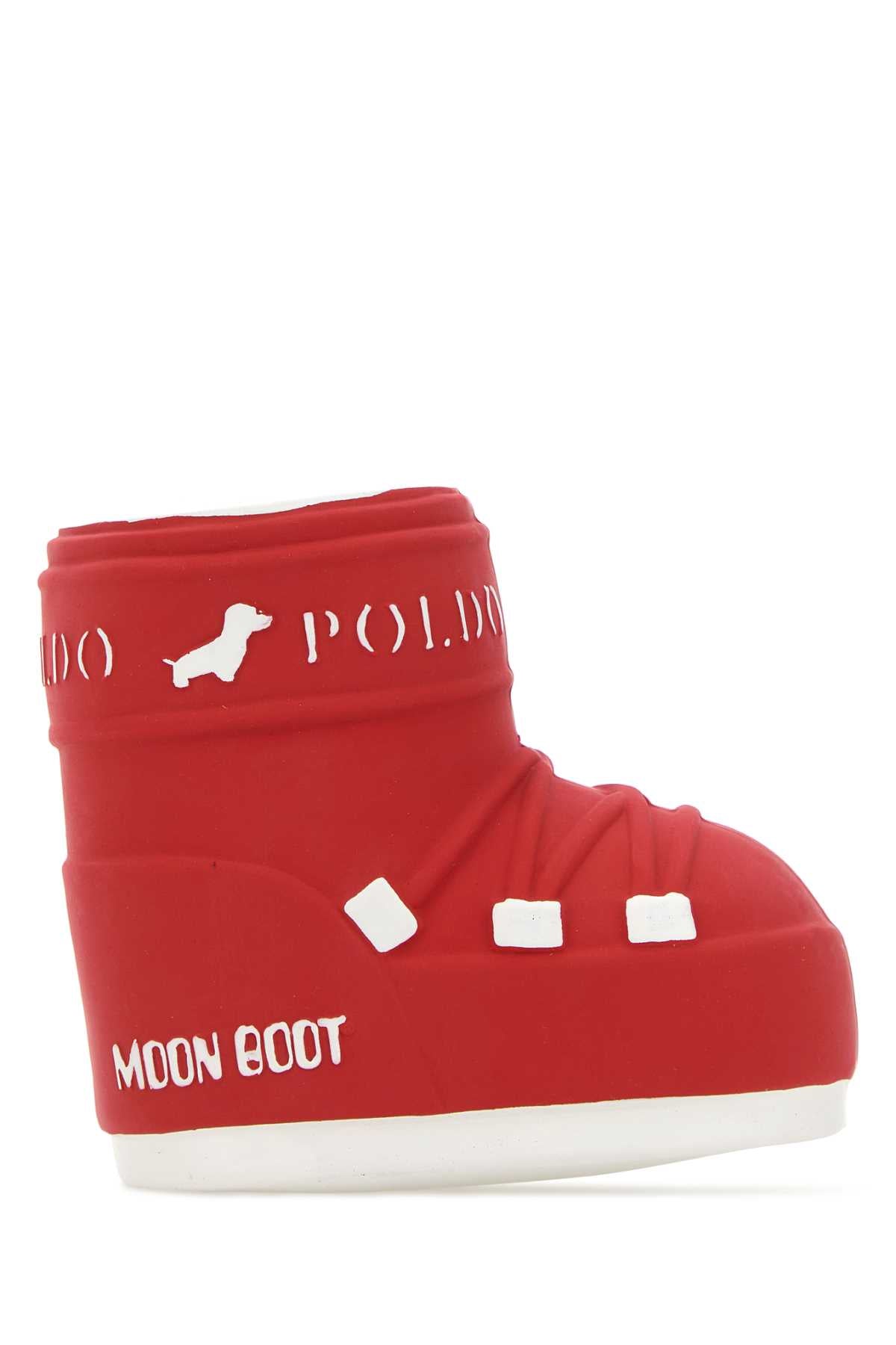 SQUEAKY  TOY X MOONBOOT ACCESSORIES