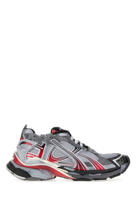 RUNNER SNEAKERS
