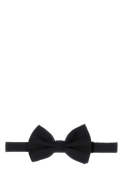 CRAVATTE E FIOCCHI TIES AND BOW TIES