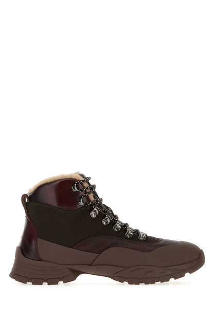 Boots BOOTS